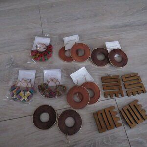 WOOD CHLOE ACCESSORY COSTUME JEWELRY